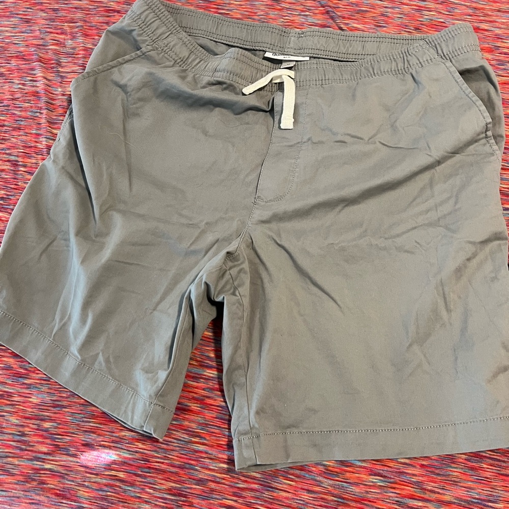 Size medium mens shorts